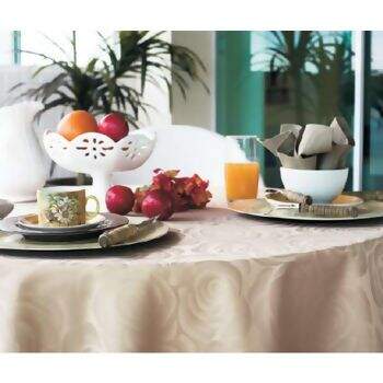 Toalha de Mesa Mehndi Pr�tica Rosas Quadrada 220 x 220 cm