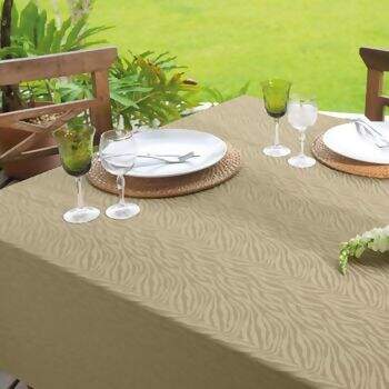 Toalha de Mesa Karsten Sempre Limpa Skin CAqui 160 x 320 Retangular 12 Lugares