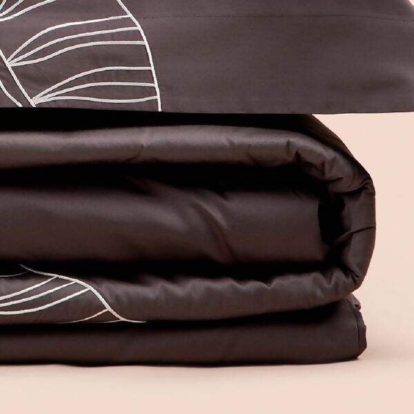 Haus-Peter-Jogo-Colcha-Marrom-2