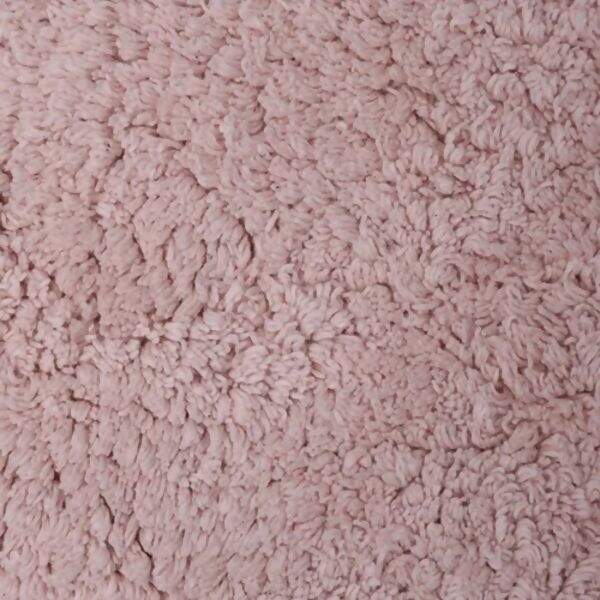 KACYUMARA-TAPETE-QUADROS-ROSE-3