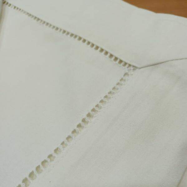 RAFIMEX-yl180-toalha-mesa-bege-1