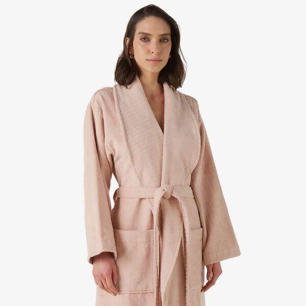 buddemeyer-roupao-tripes-rosa-1-still