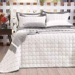 LAVIVE-diana-griss-1