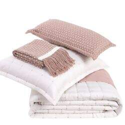 LAVIVE-diana-rose-still