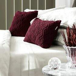 Trussardi-Armeni-Vino-almofada-2